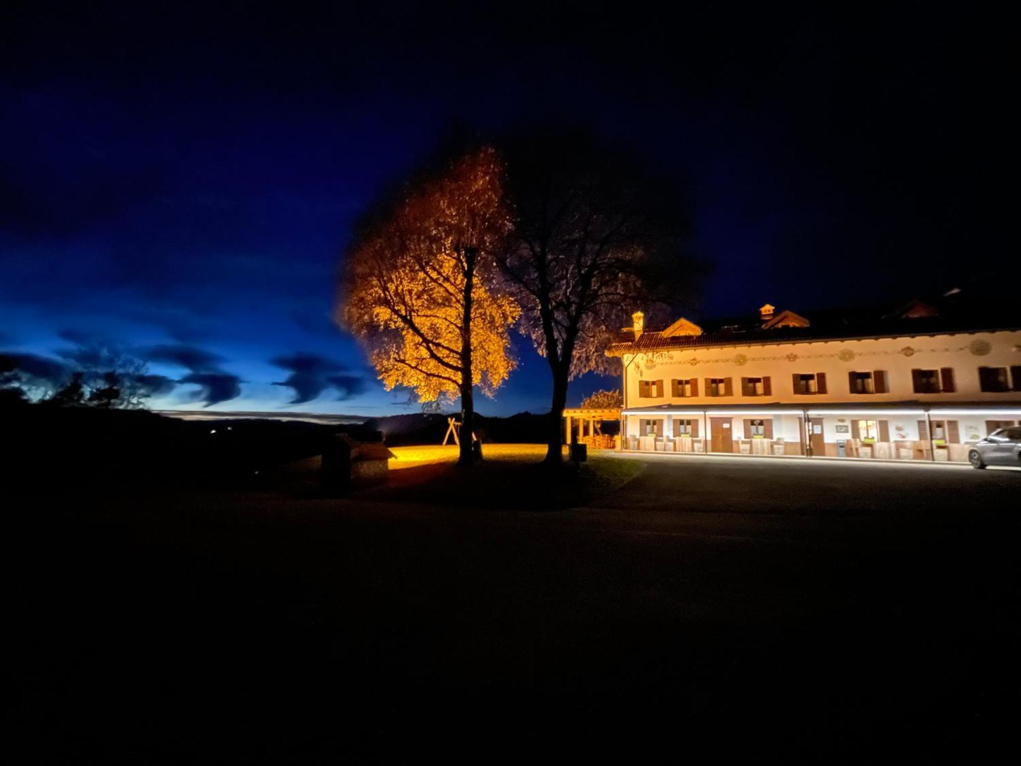 Rifugio Pranolz Hotel Trichiana ภายนอก รูปภาพ