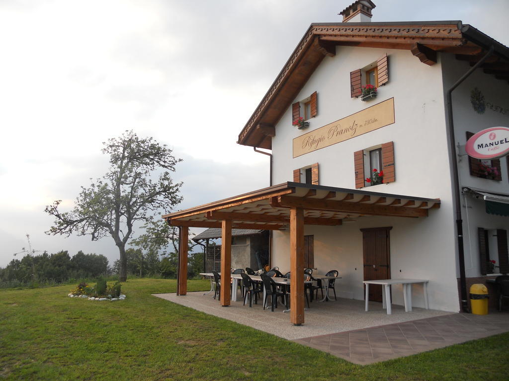 Rifugio Pranolz Hotel Trichiana ภายนอก รูปภาพ